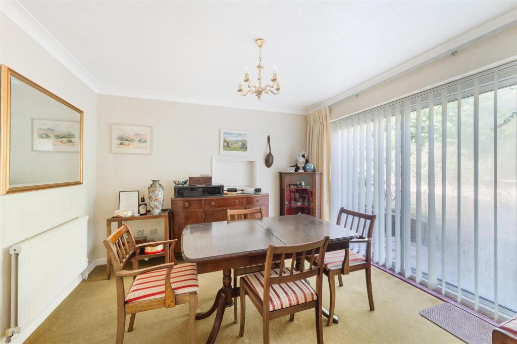 House in Tadworth, Nork - View 4
