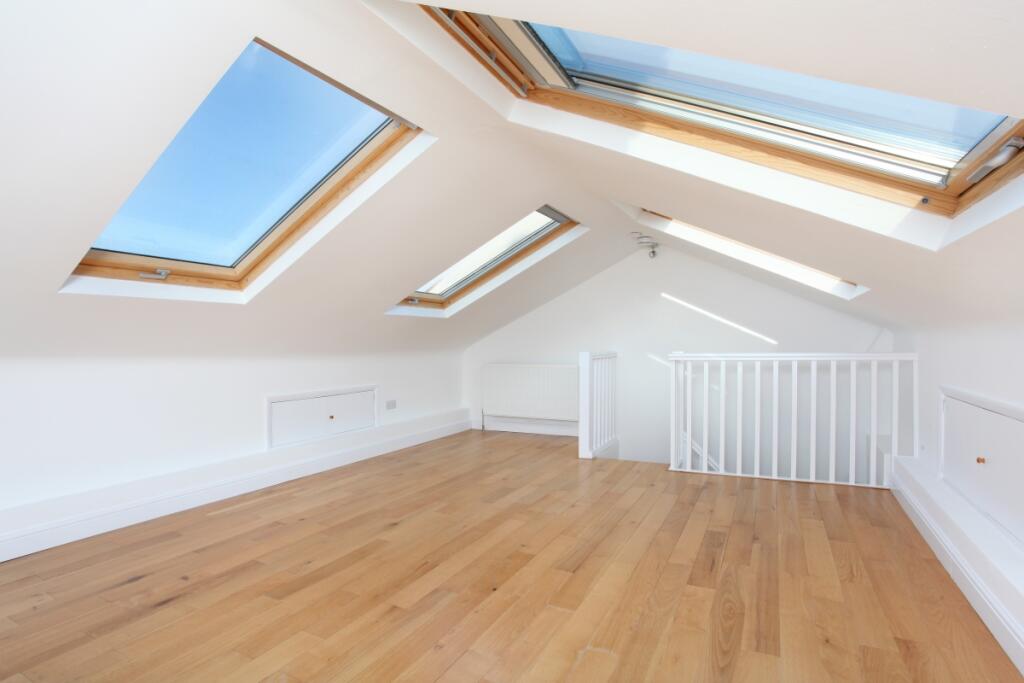 Main image of property: Kings Road Windsor SL4