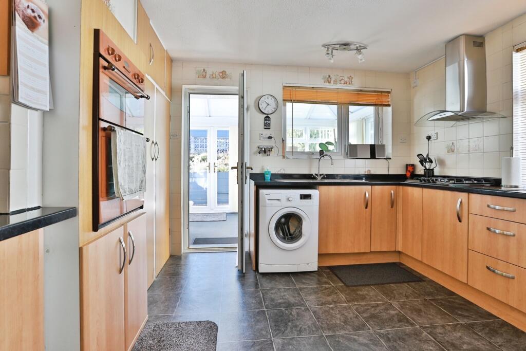 House in Poole - View 4