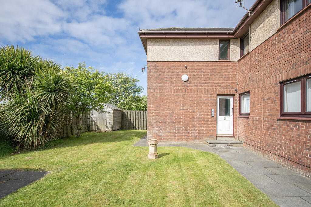 Moorpark Road West, Ayrshire, KA20 photo 2