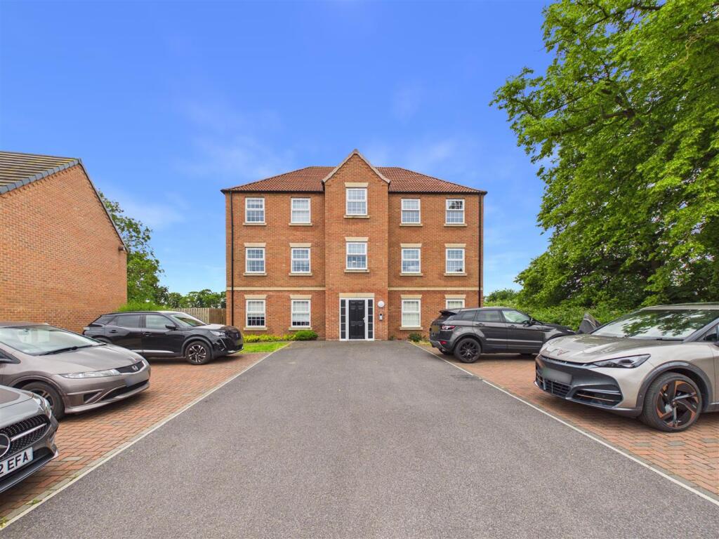 Main image of property: Vickerman Close, Anlaby