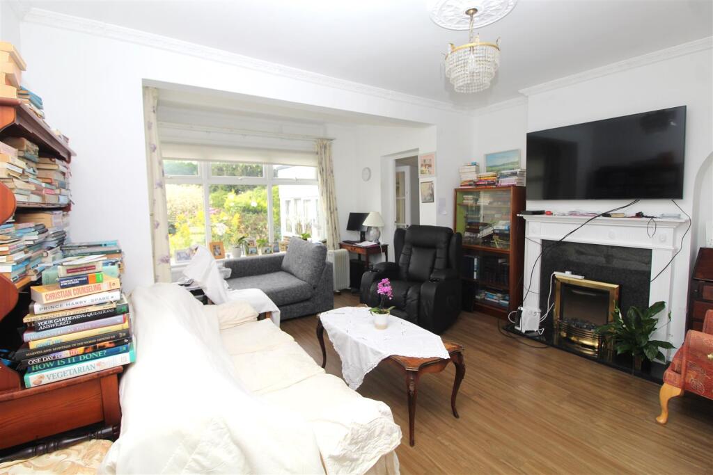 The Drive, Potters Bar photo 2