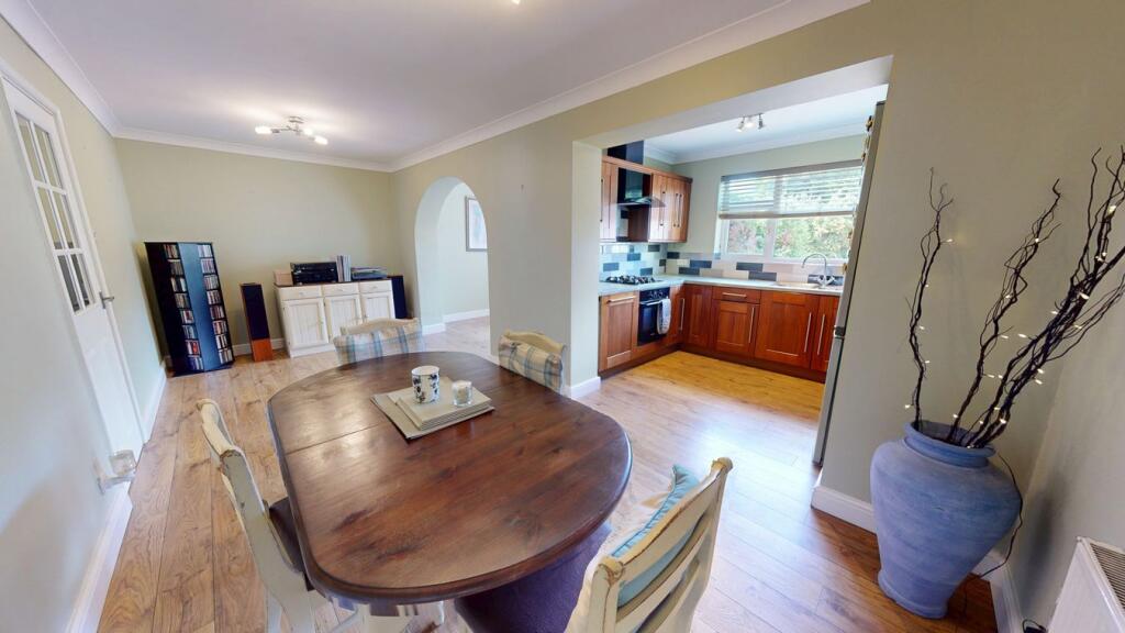 House in Doncaster, Haslam Park, Bessacarr - View 2