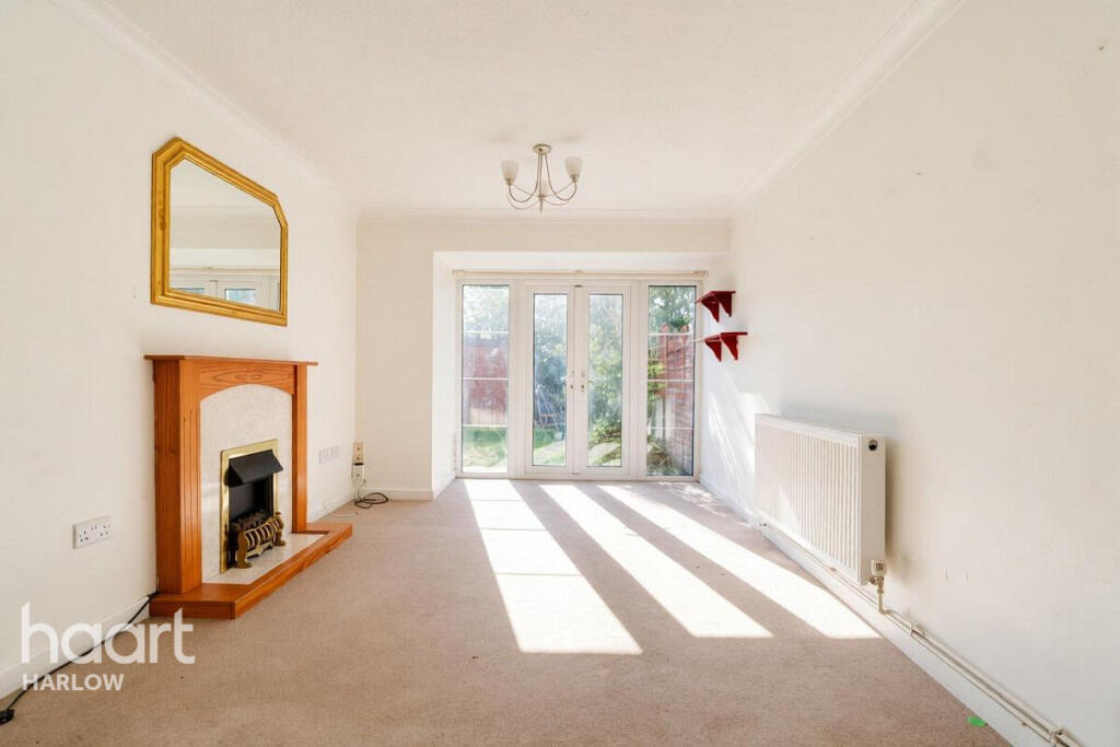House in Harlow, Bush Fair - View 5