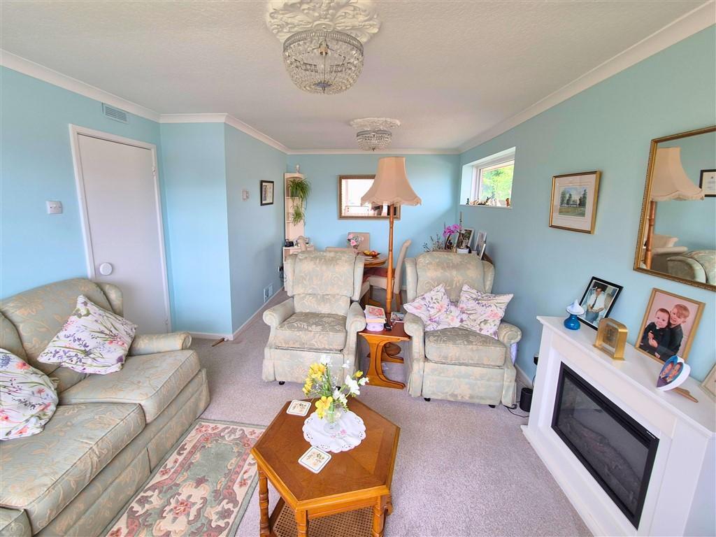47, Danesfield Drive, Leominster, HR6 8HP photo 4