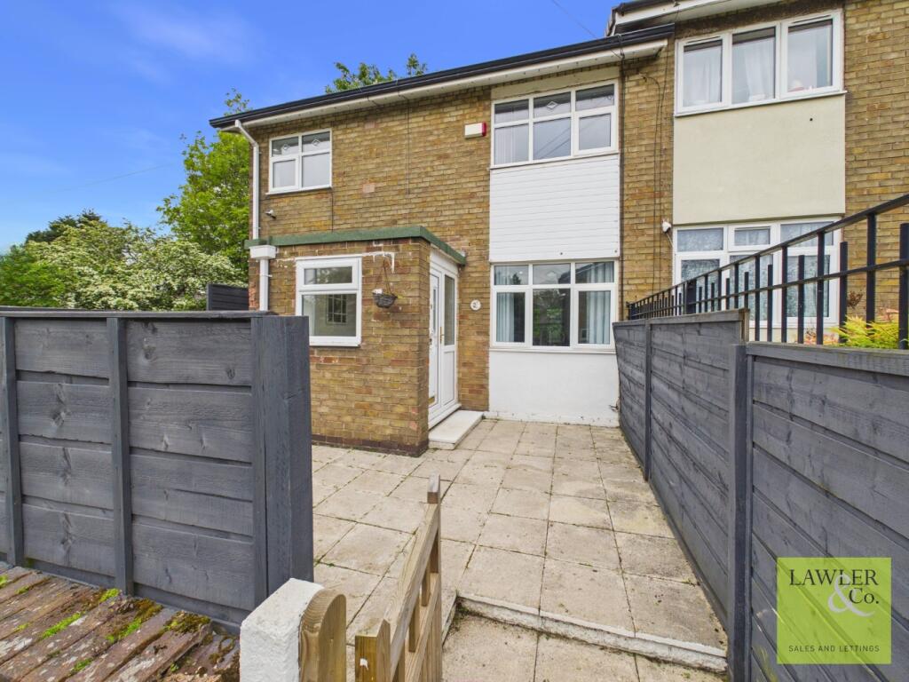 Main image of property: Chain Bar Way, Mottram, Hyde, Greater Manchester, SK14 6QF