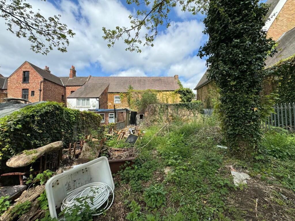 Oxford Street, Wellingborough - View 4
