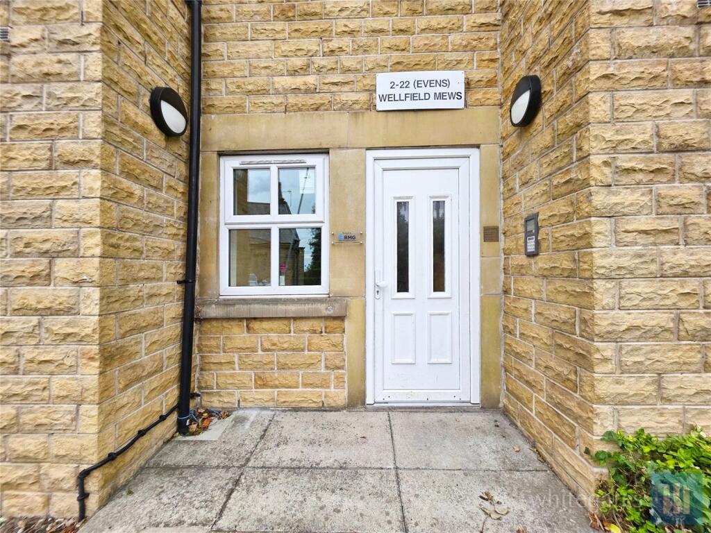 Apartment in Kirklees, West Yorkshire - View 5