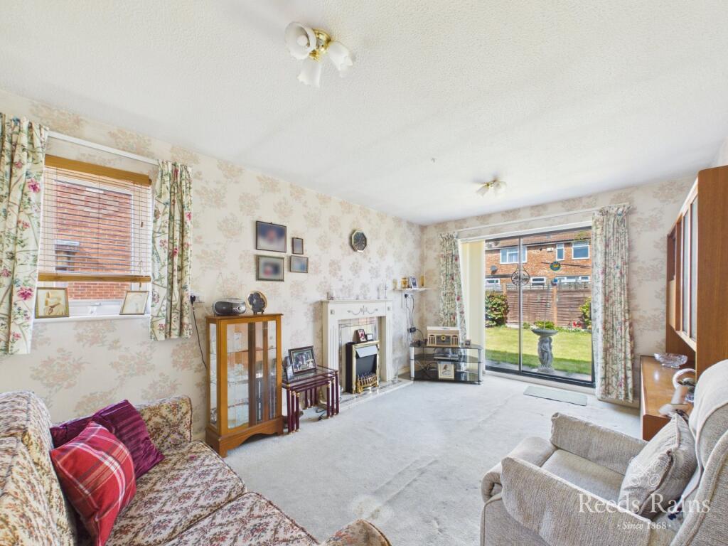 House in East Riding of Yorkshire, Kingston upon Hull - More