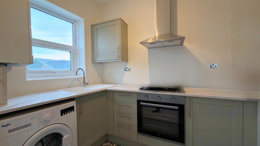Apartment in London - View 2
