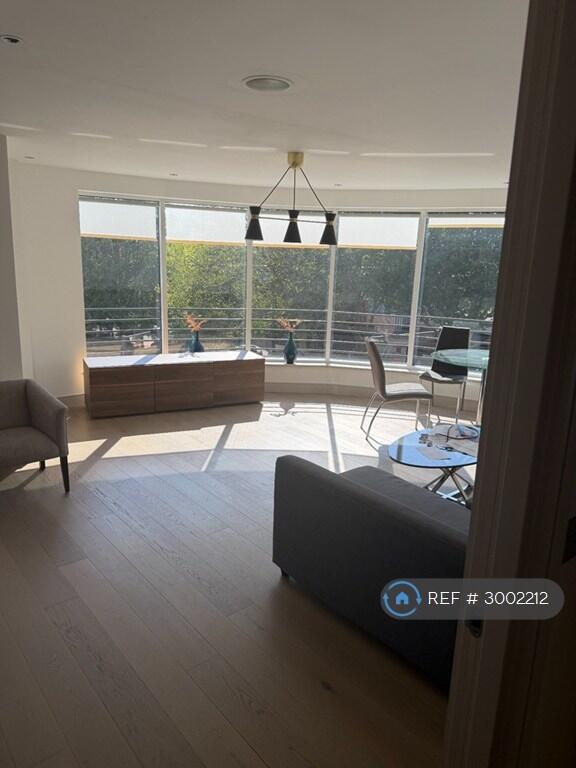 Apartment in London - View 3