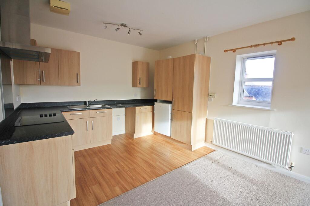Knighton Lane, Leicester, LE2 photo 3