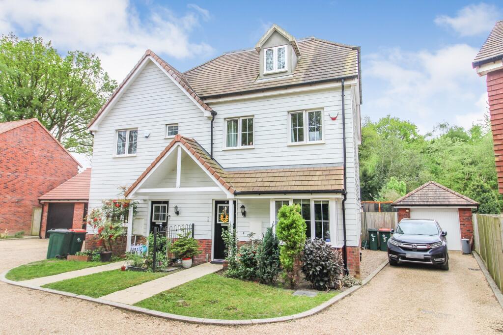 Main image of property: Watersfield Road, Crawley, West Sussex. RH10 3ZJ