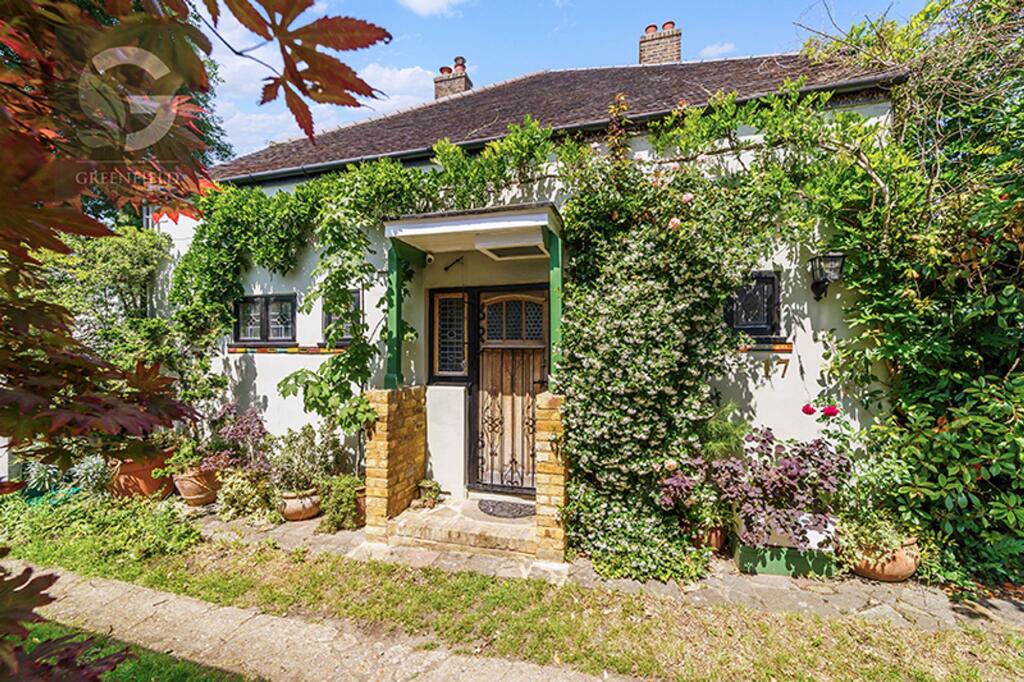 Main image of property: Meadowview Road, West Ewell, Epsom, Surrey, KT19 9TS