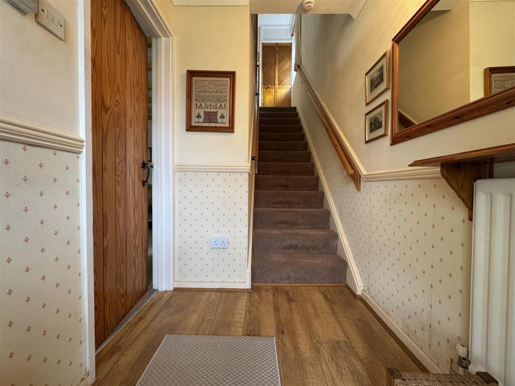House in Dudley, West Midlands - View 2