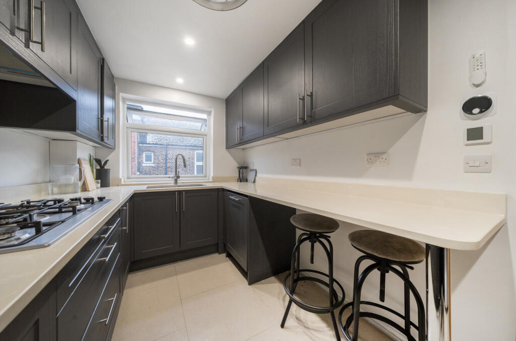 Palace Grove, Bromley, BR1 photo 3