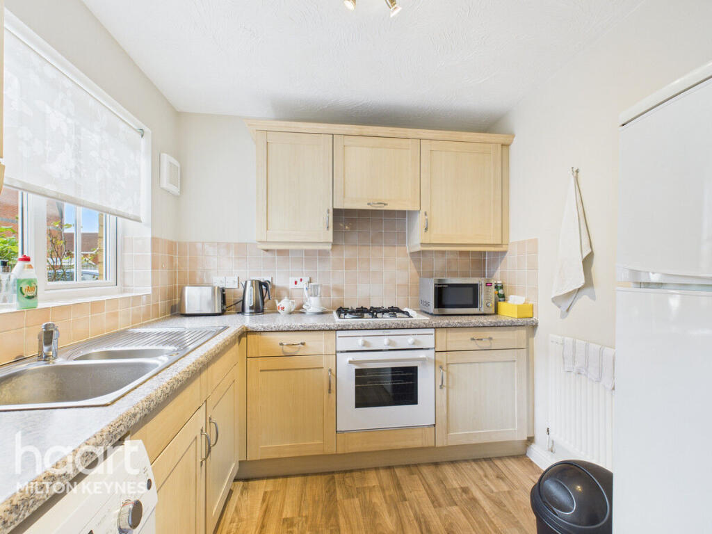 Easby Grove, Milton Keynes photo 3
