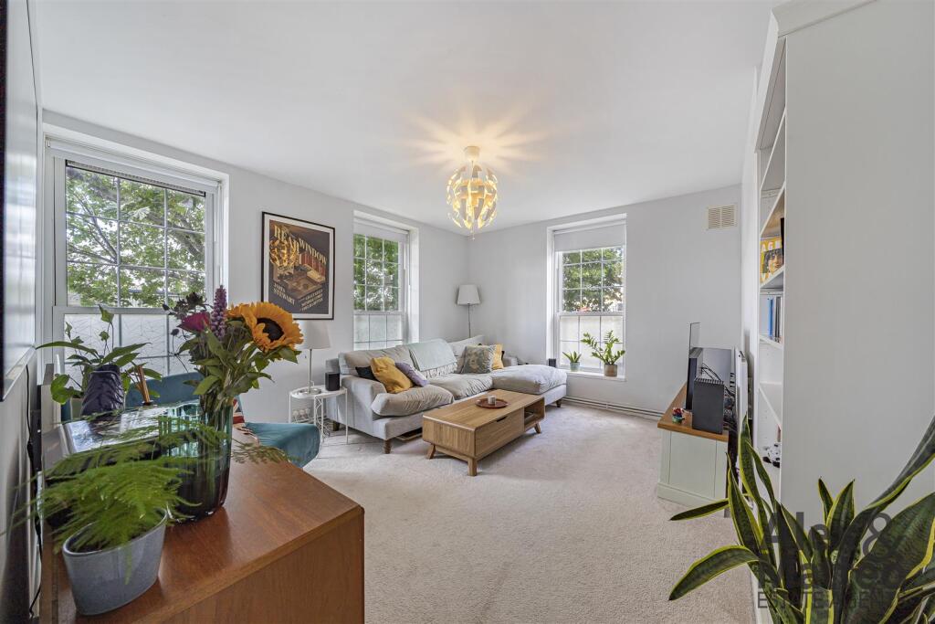 Main image of property: Hazelwood House, Surrey Quays, SE8