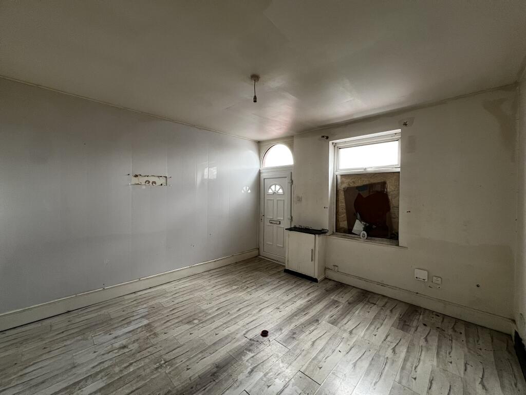 173, Kings Road, Ashton-Under-Lyne photo 4