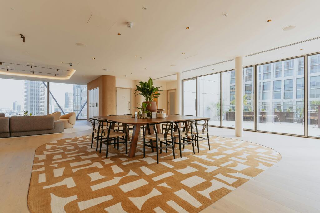 lounge-12.jpg