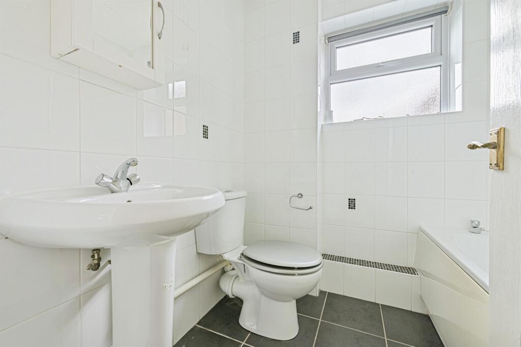 Additional image 15 of Shakespeare Close, Tamworth