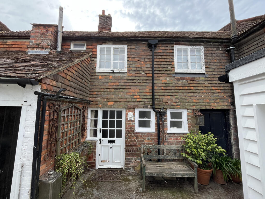 Main image of property: 66b High Street, Tenterden, Kent, TN30