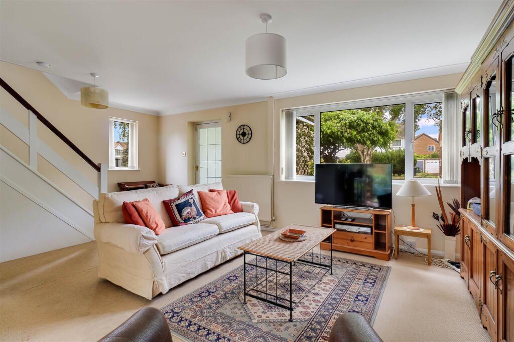 Brownlow Road, Cambridge - View 6