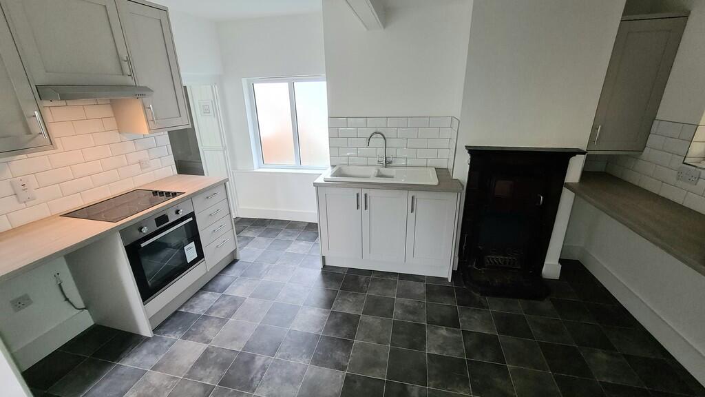 Manor Cottages, Manor Road photo 4