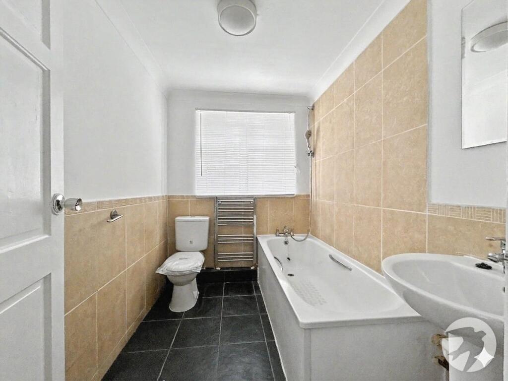 Apartment in London - View 2