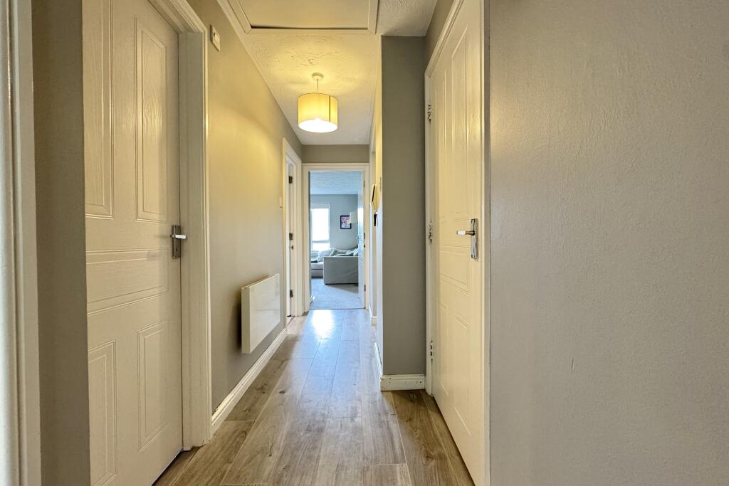 Apartment in Fareham, Whiteley - View 4
