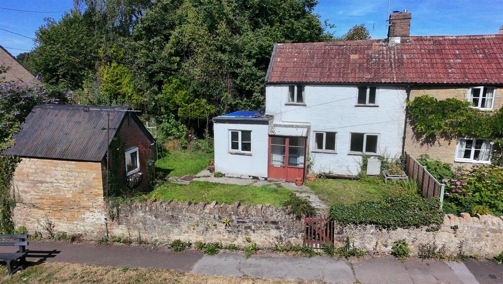 House in Taunton - View 4