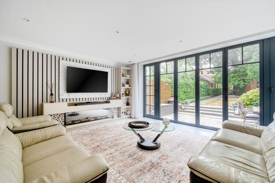 House in Kingston upon Thames - View 5