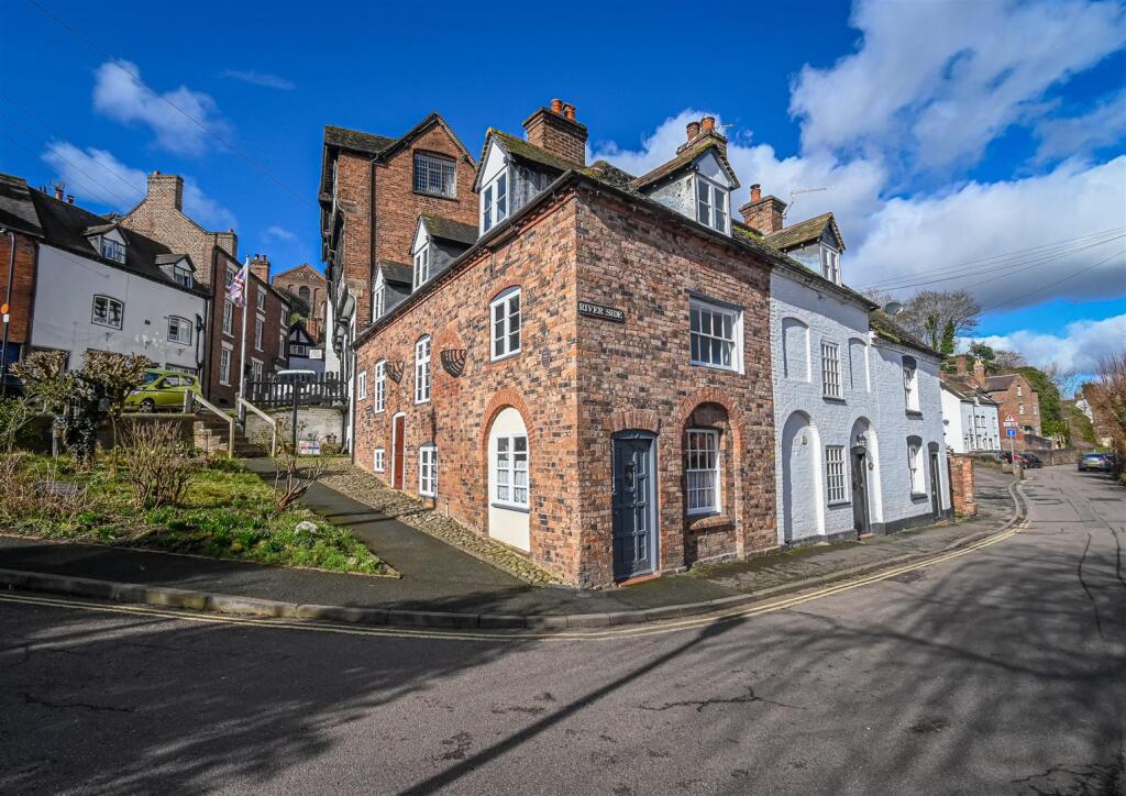 Main image of property: 42 Riverside, Bridgnorth