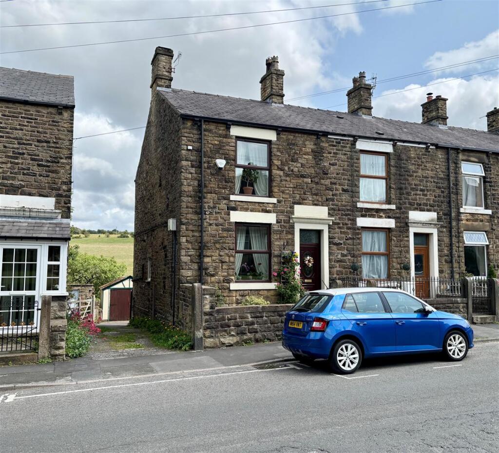 Low Leighton Road, New Mills, High Peak photo 3