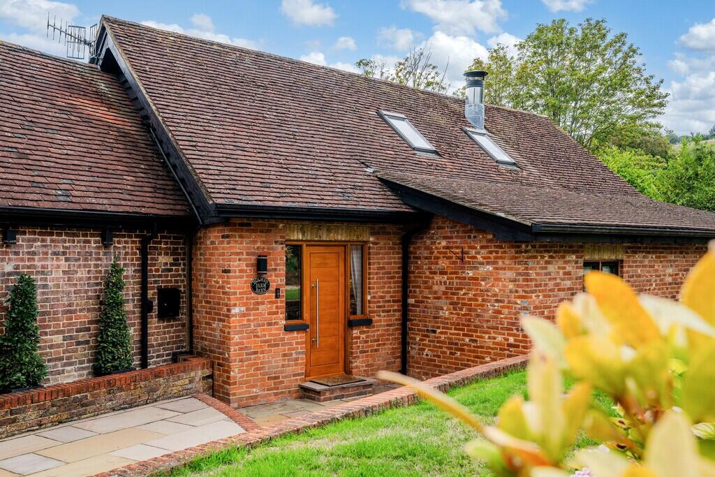 House in Redhill - View 2