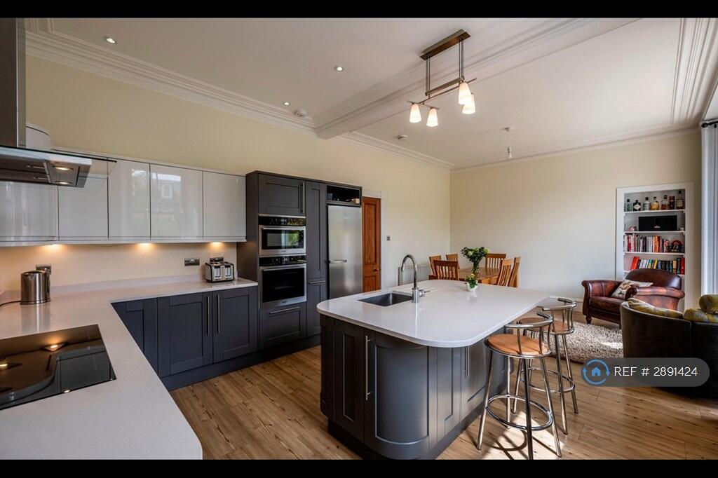House in Aberdeen, Queen's Cross and Harlaw - View 3