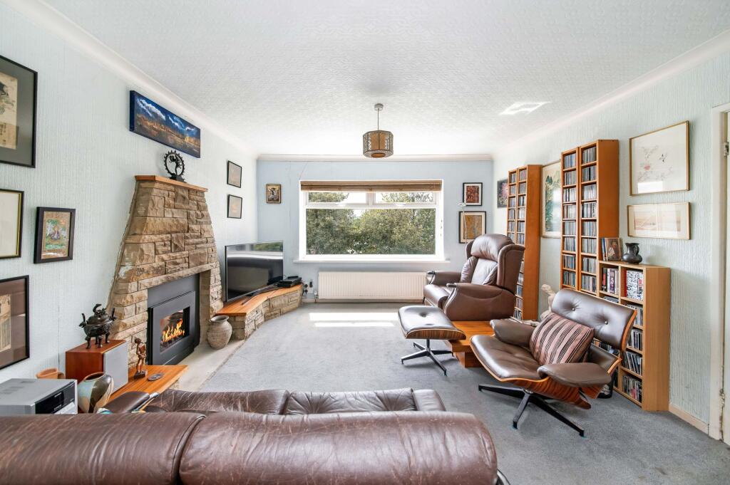 Woodlands Road, Lepton, HD8 photo 3