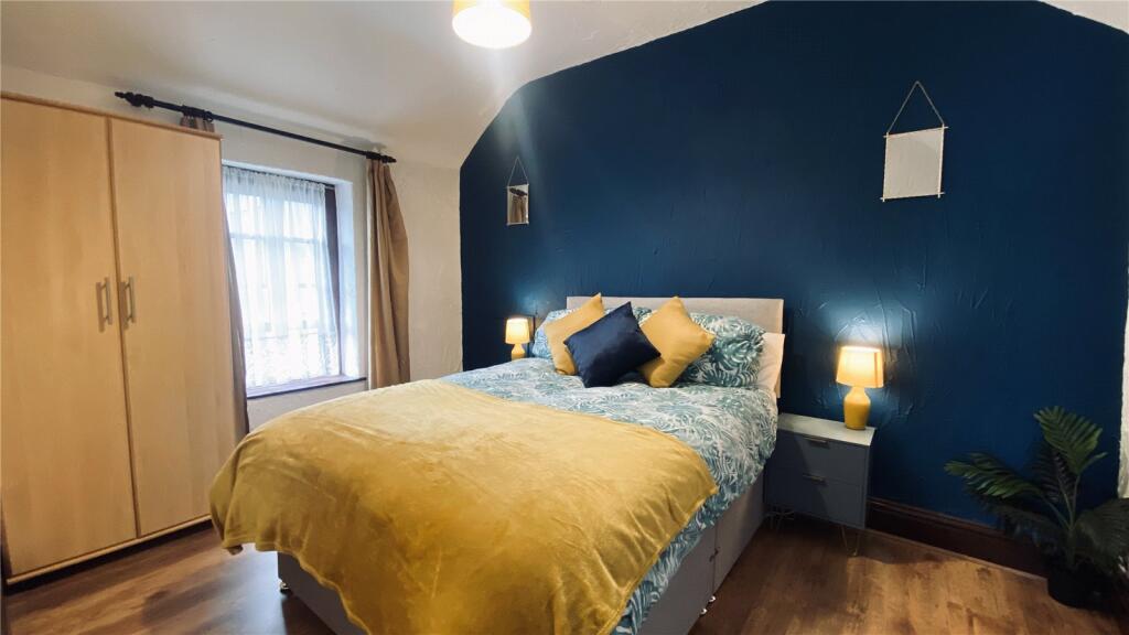 Main image of property: Garth Hill, Bangor, Gwynedd, LL57