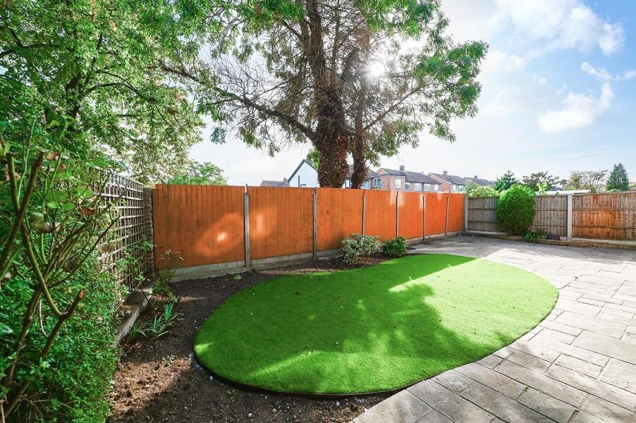 House in Twickenham - View 5