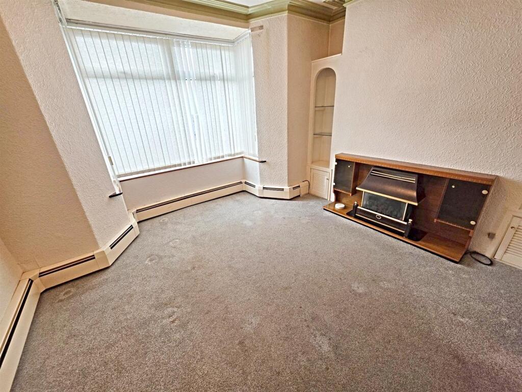 Lanwern Road, Maesycoed, Pontypridd - View 2