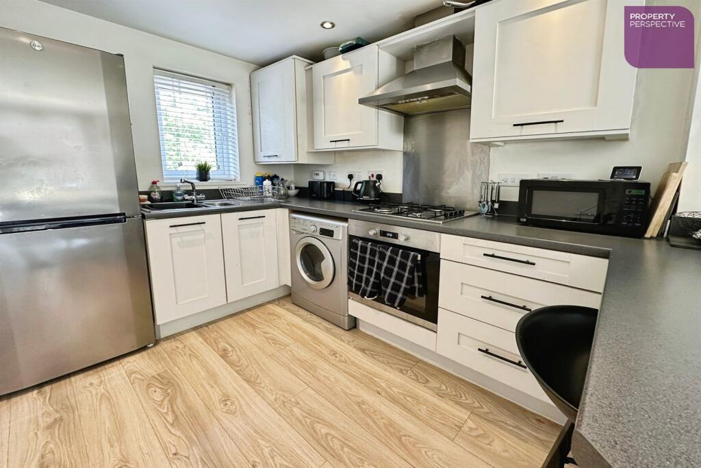 Bamburgh Drive, Chorley, PR7 - View 5