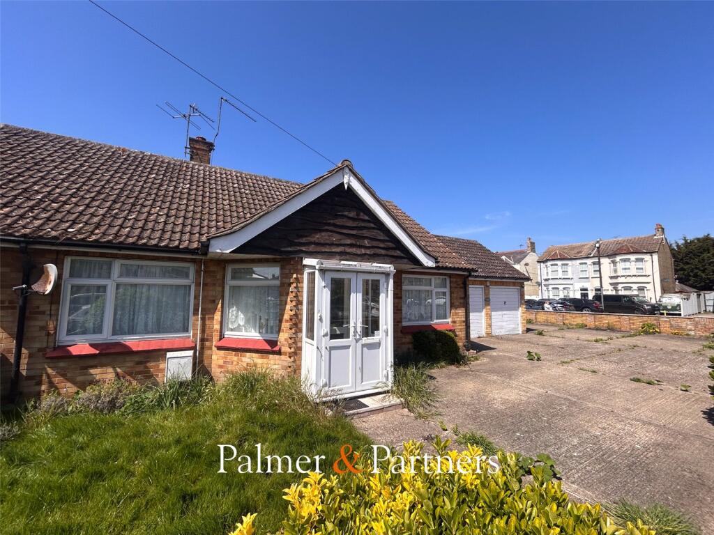 2-bed house on Ellis Road, Clacton-on-Sea, Essex, CO15, £230,000