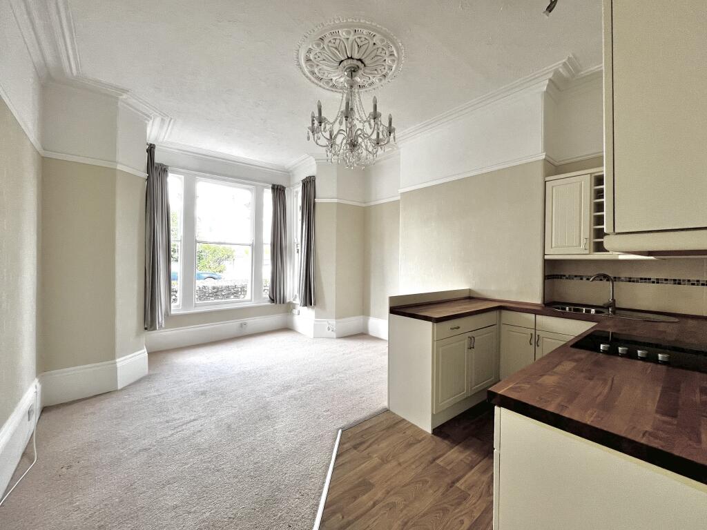 Apartment in Plymouth - View 2
