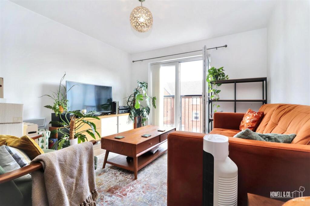 Apartment in Warrington - View 2