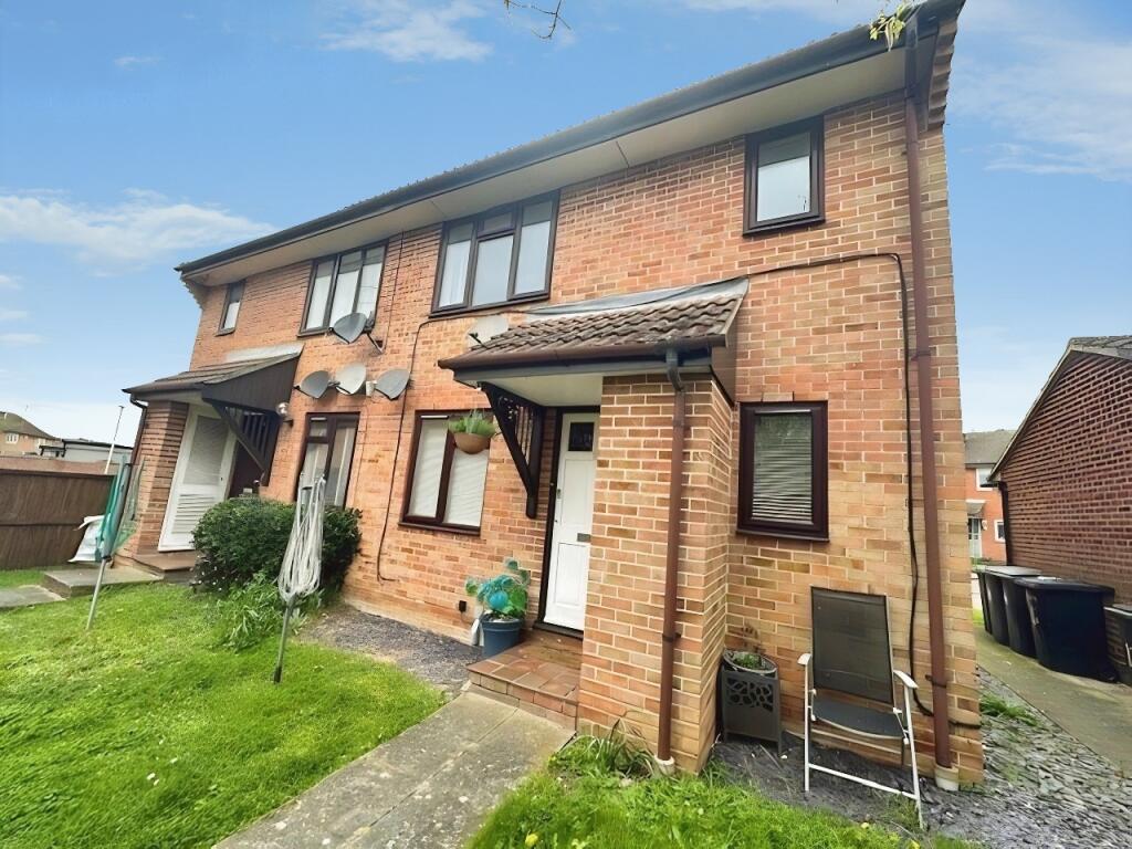 Main image of property:  Jenner Mead, Chelmsford, Essex, CM2 6SJ