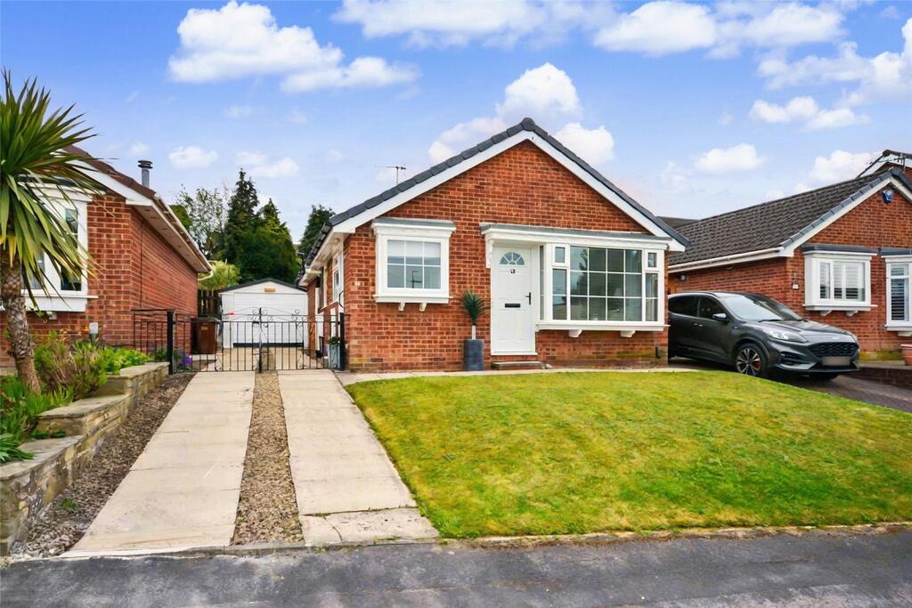 Main image of property: Fieldway Avenue, Leeds, West Yorkshire