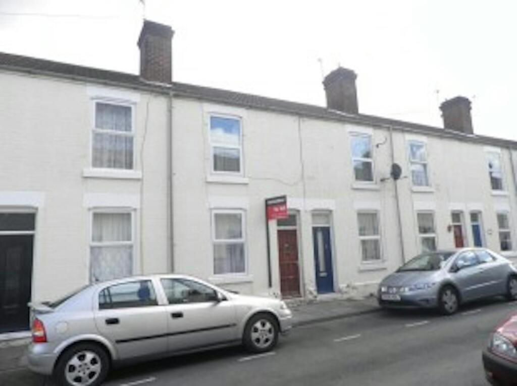 Main image of property: 15 Gordon Street, Doncaster, DN1 1RS