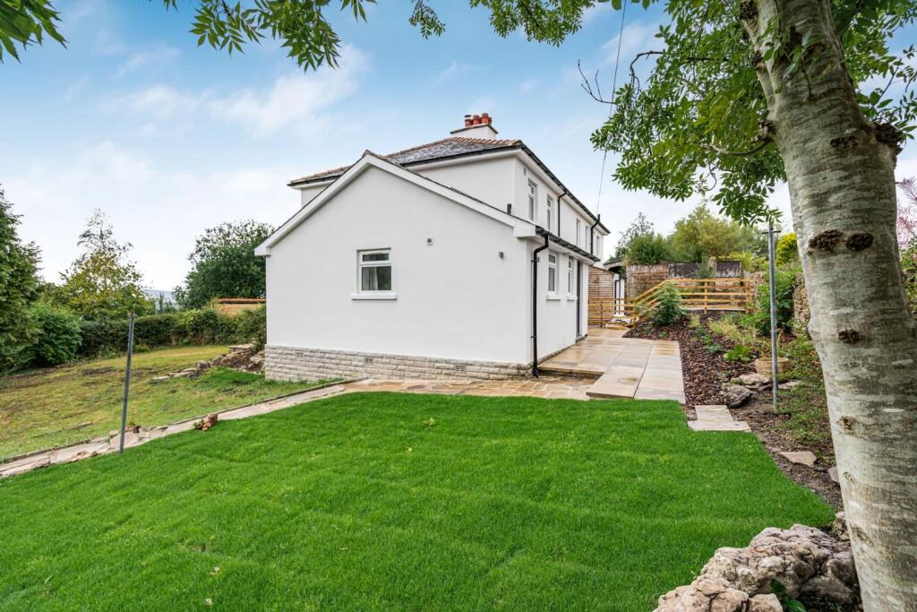 House in Bradford - View 4