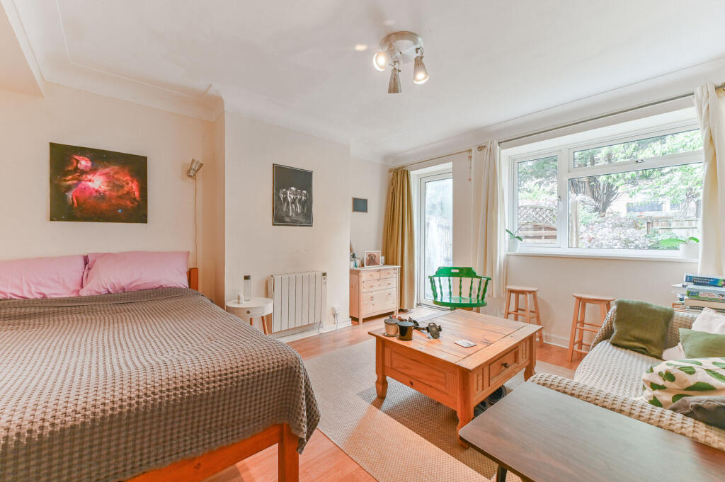 Main image of property: Dorset Gardens, Mitcham, CR4