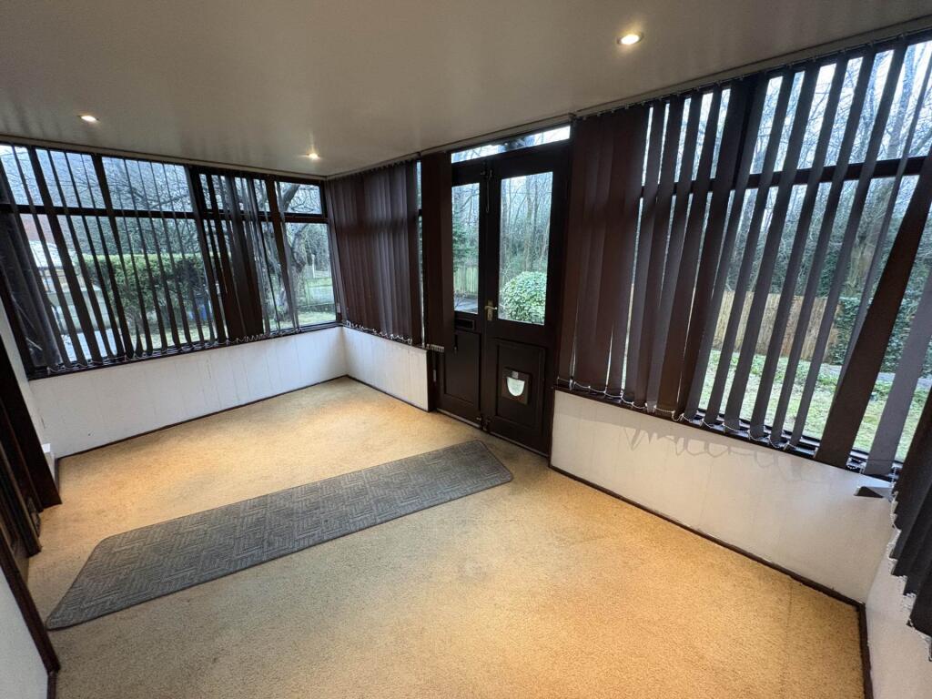 Wiltshire Road, Chadderton photo 3